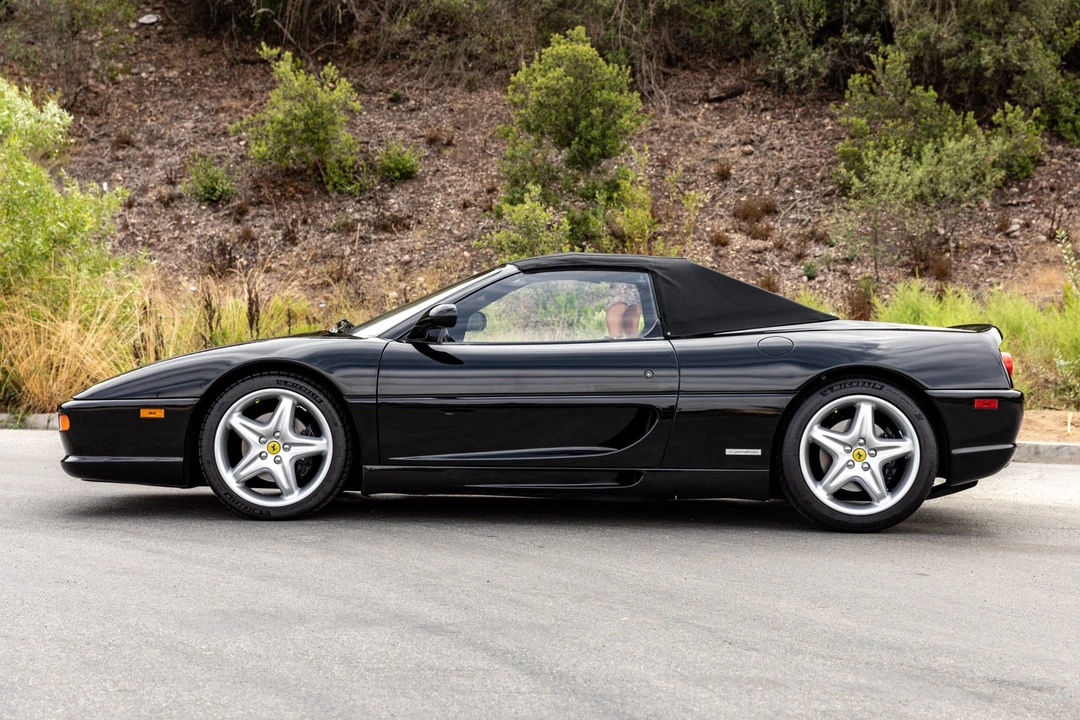 1995 Ferrari F355 Spider - Image 18 of 31