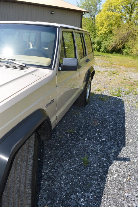 1995 Jeep XJ Cherokee - Image 25 of 31