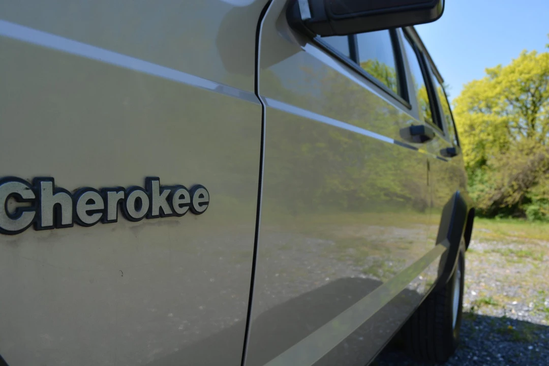 1995 Jeep XJ Cherokee - Image 26 of 31