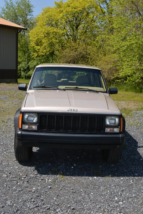 1995 Jeep XJ Cherokee - Image 20 of 31