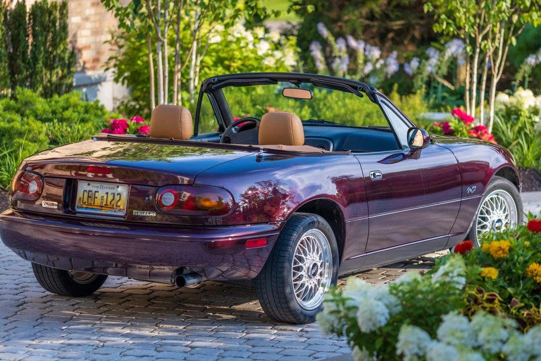 1995 Mazda NA MX-5 Miata - Image 9 of 31