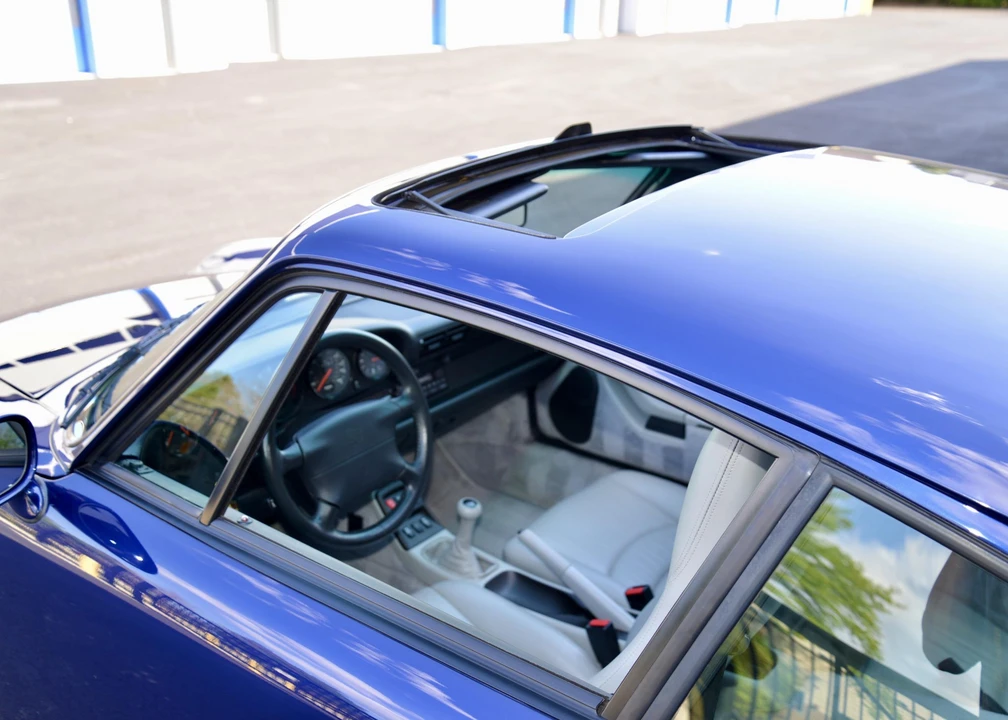 1995 Porsche 993 Carrera - Image 22 of 31