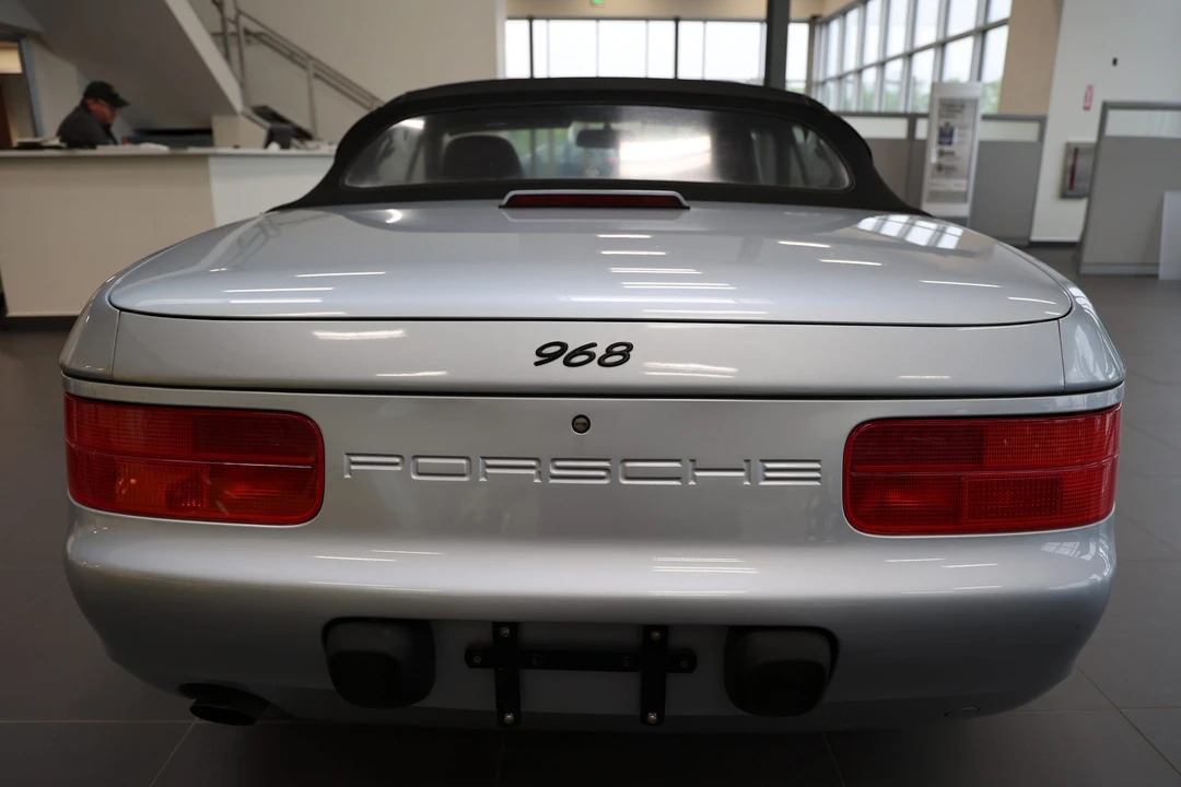 1995 Porsche 968 - Image 8 of 31