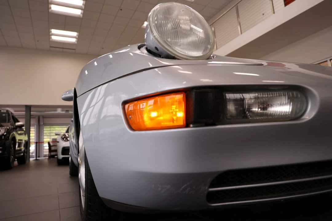 1995 Porsche 968 - Image 29 of 31