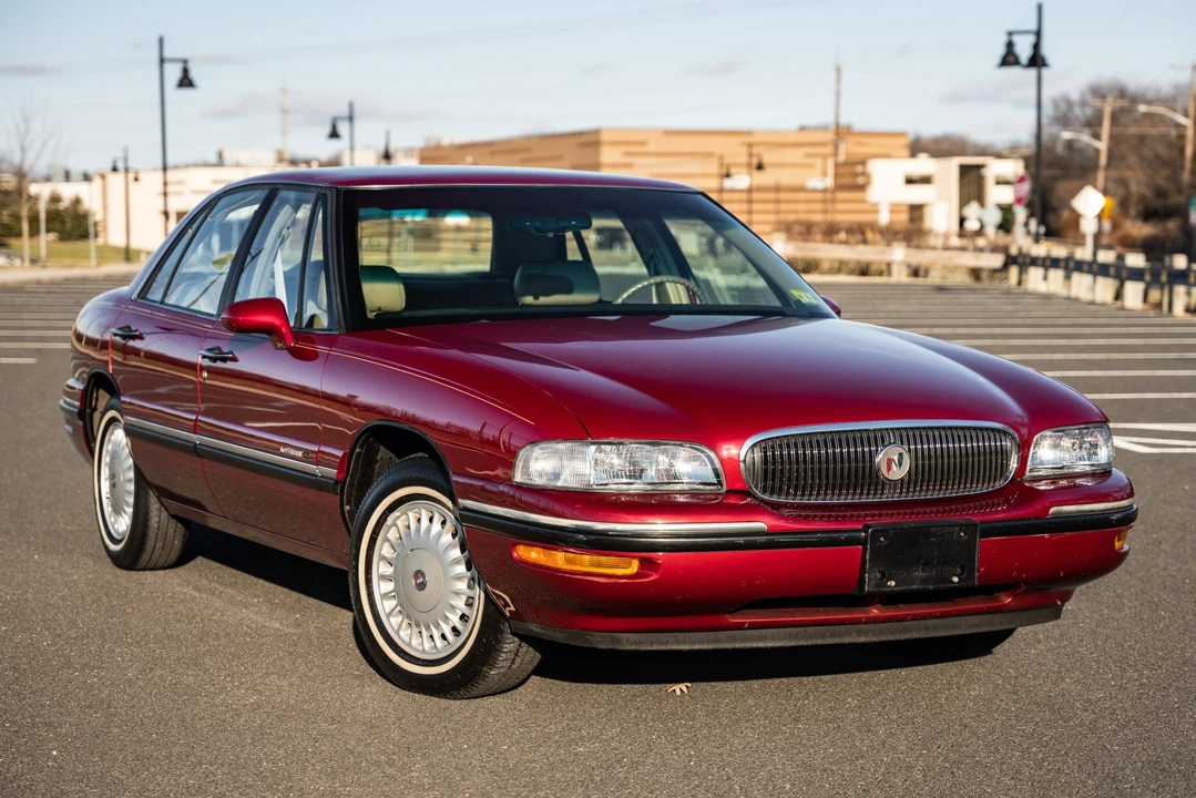 1997 Buick LeSabre - Image 9 of 31