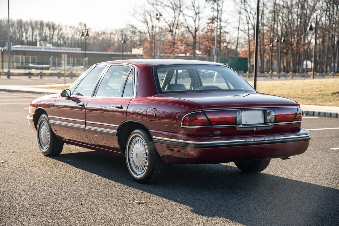 1997 Buick LeSabre - Image 20 of 31