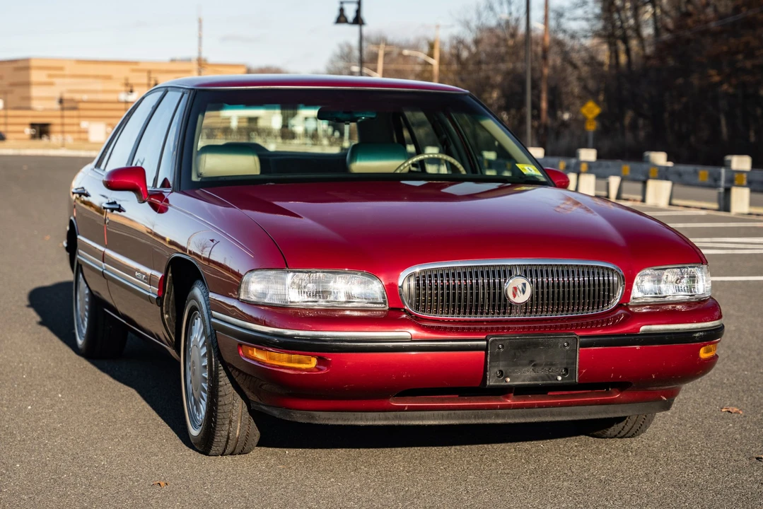 1997 Buick LeSabre - Image 8 of 31