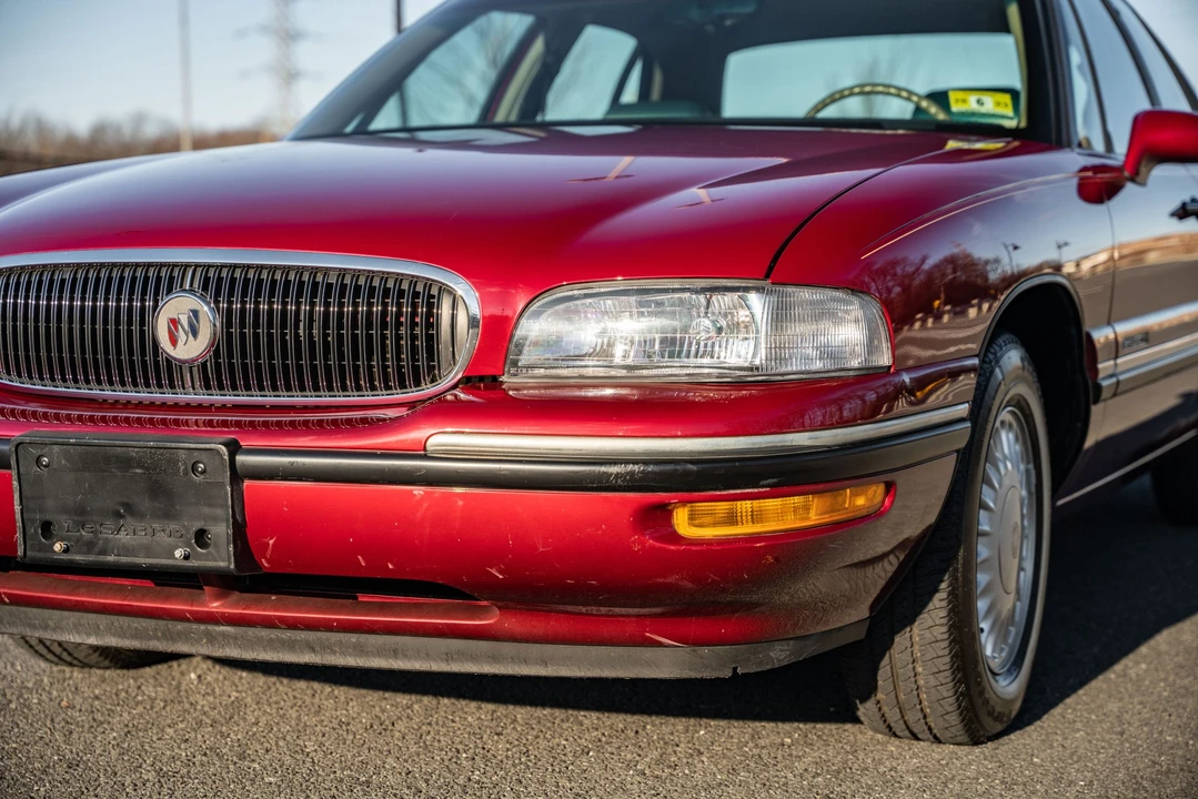 1997 Buick LeSabre - Image 28 of 31