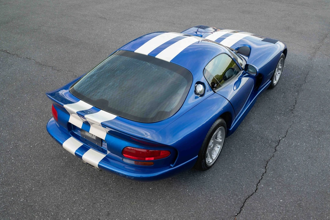 1997 Dodge Viper GTS 2nd Gen - Image 23 of 31