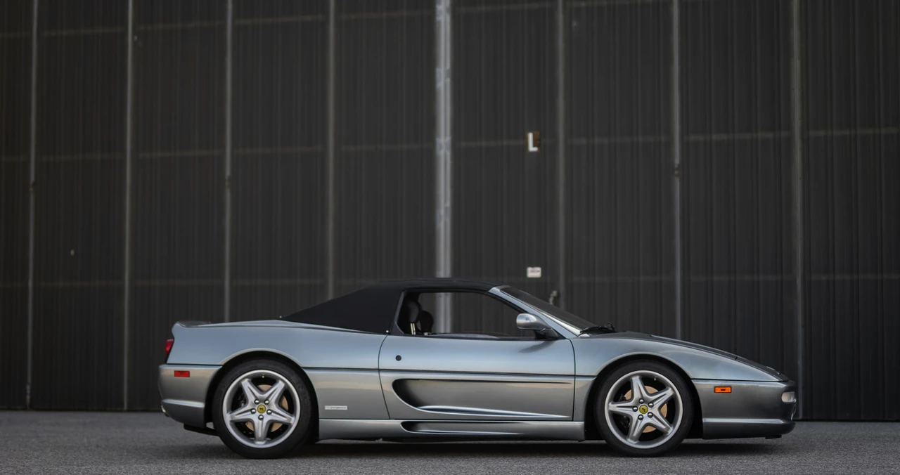 1997 Ferrari F355 Spider - Image 27 of 31