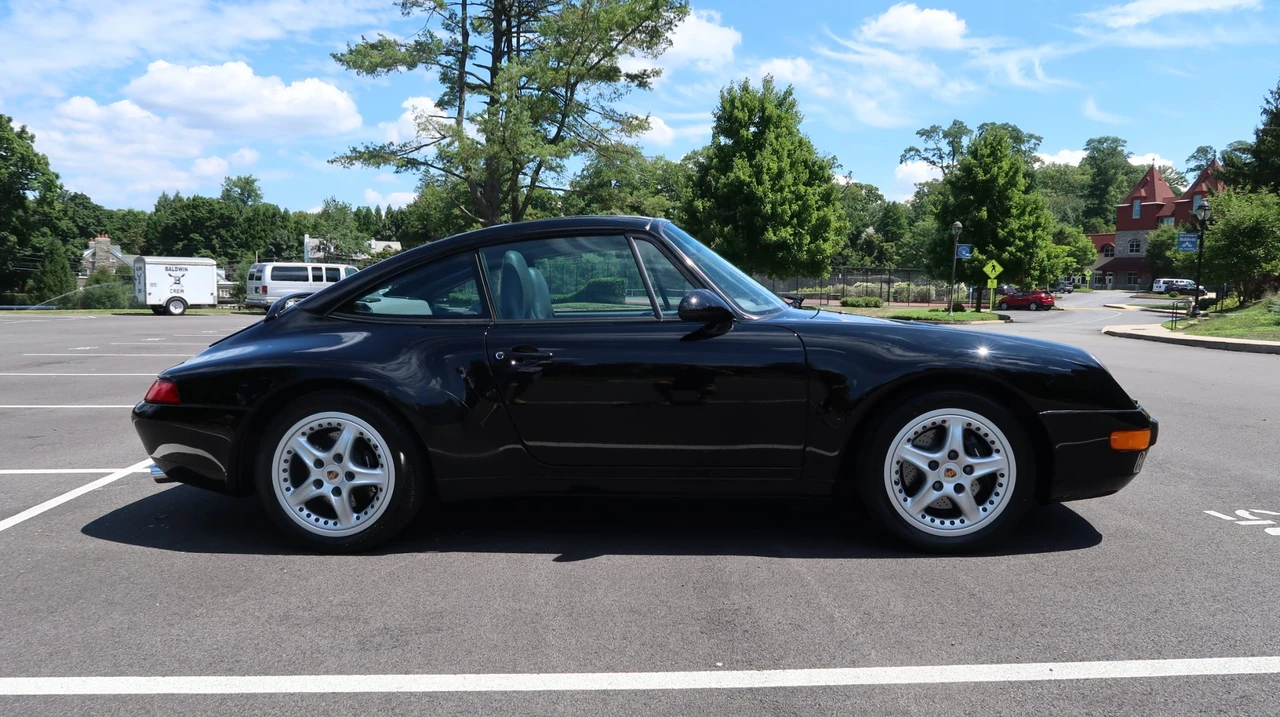 1997 Porsche 993 Carrera - Image 4 of 31