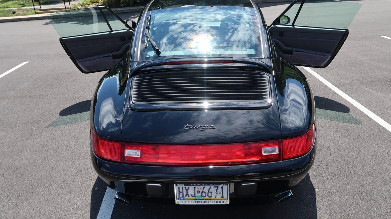 1997 Porsche 993 Carrera - Image 24 of 31