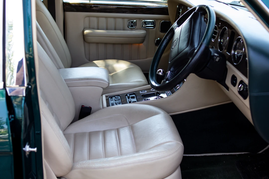 1998 Bentley Brooklands - Image 24 of 31