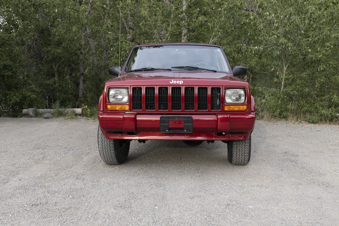 1998 Jeep XJ Cherokee - Image 18 of 31
