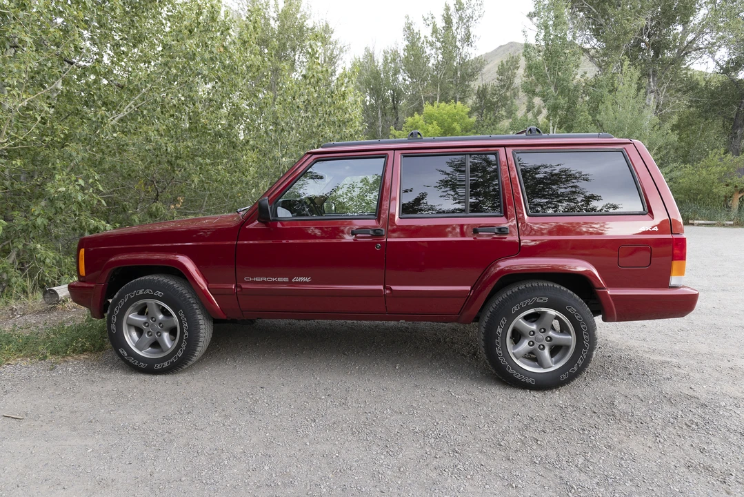 1998 Jeep XJ Cherokee - Image 6 of 31