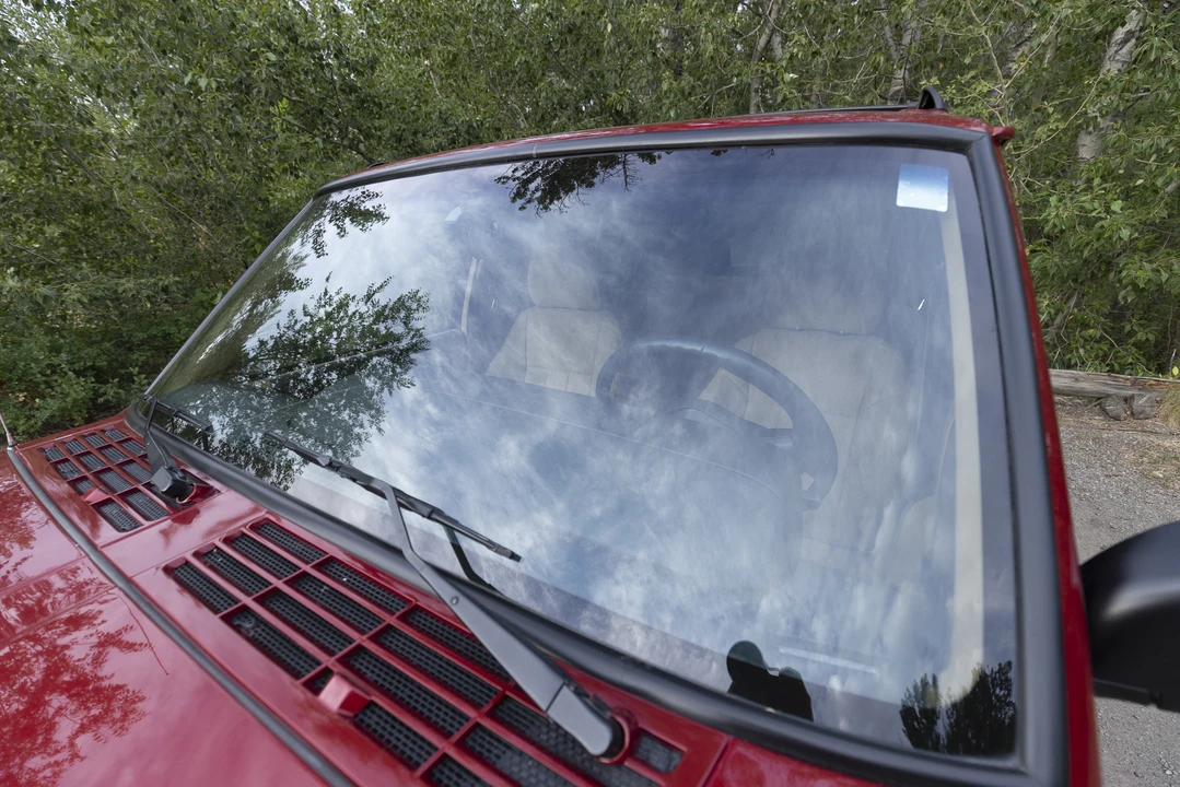 1998 Jeep XJ Cherokee - Image 30 of 31