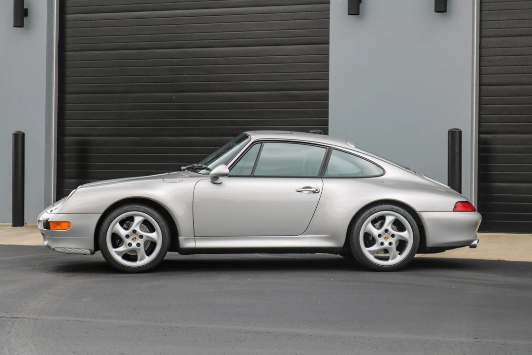 1998 Porsche 993 Carrera - Image 9 of 31