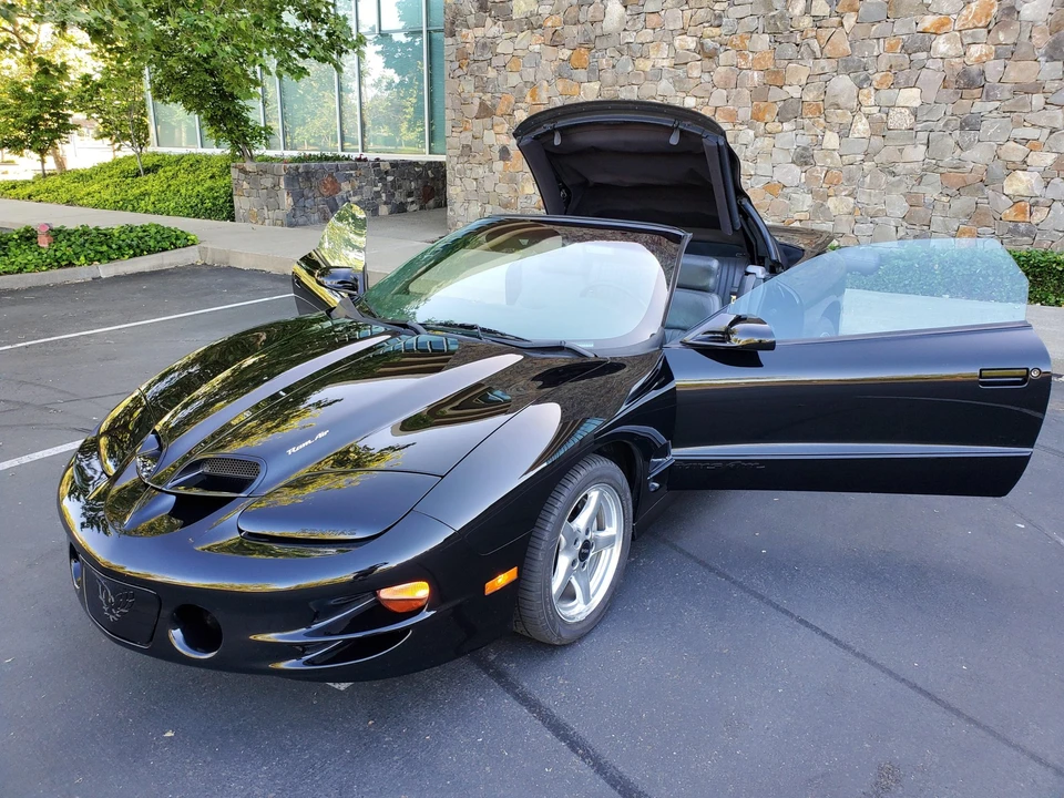 1999 Pontiac Firebird Trans Am 4th Gen - Image 18 of 31