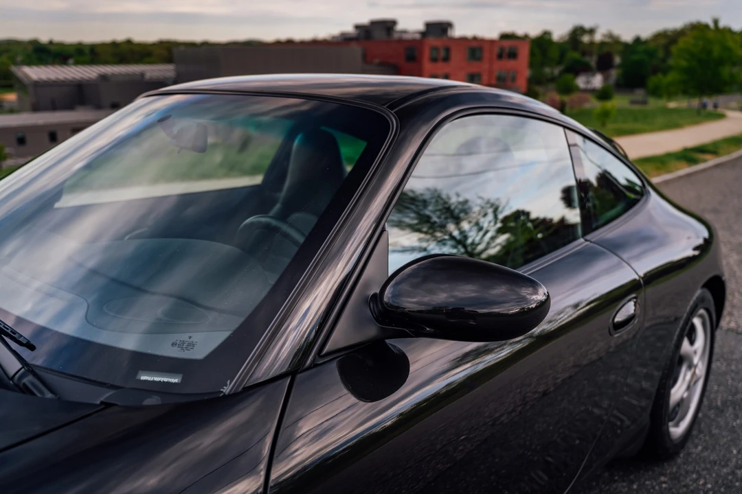 1999 Porsche 996 Carrera - Image 30 of 31
