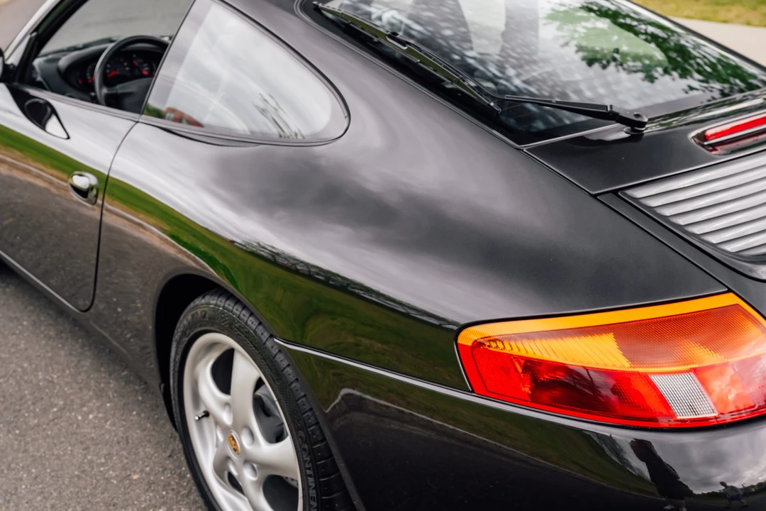 1999 Porsche 996 Carrera - Image 20 of 31