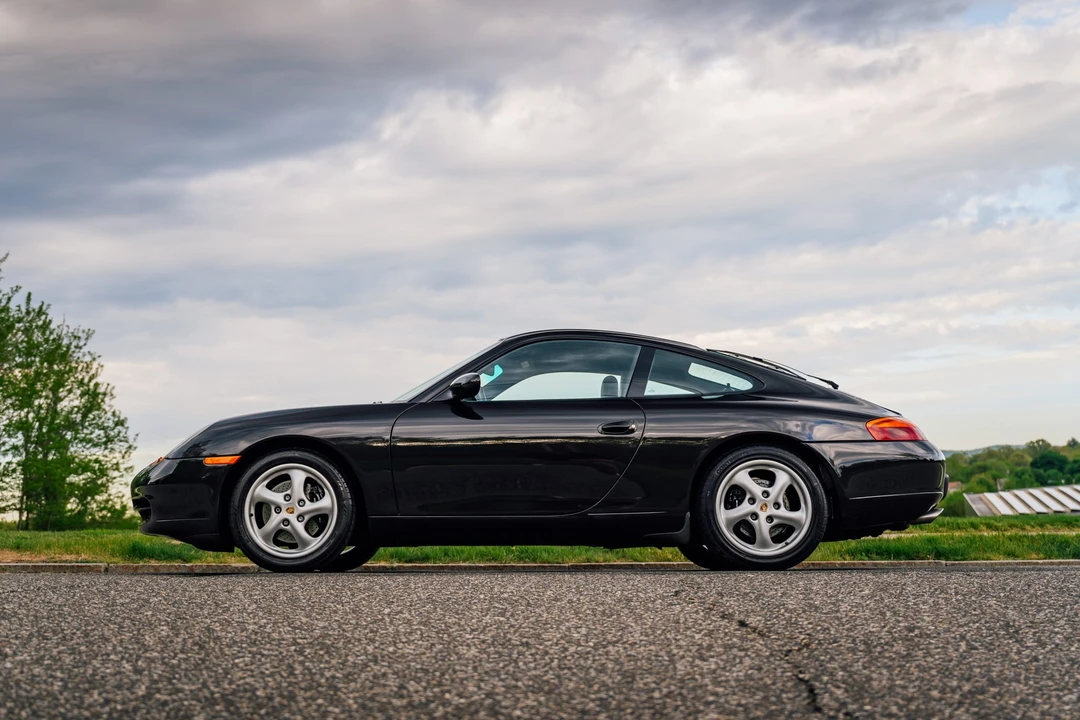 1999 Porsche 996 Carrera - Image 2 of 31