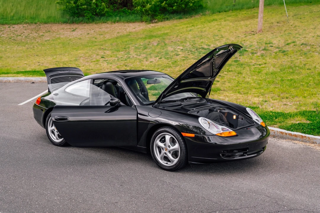 1999 Porsche 996 Carrera - Image 8 of 31