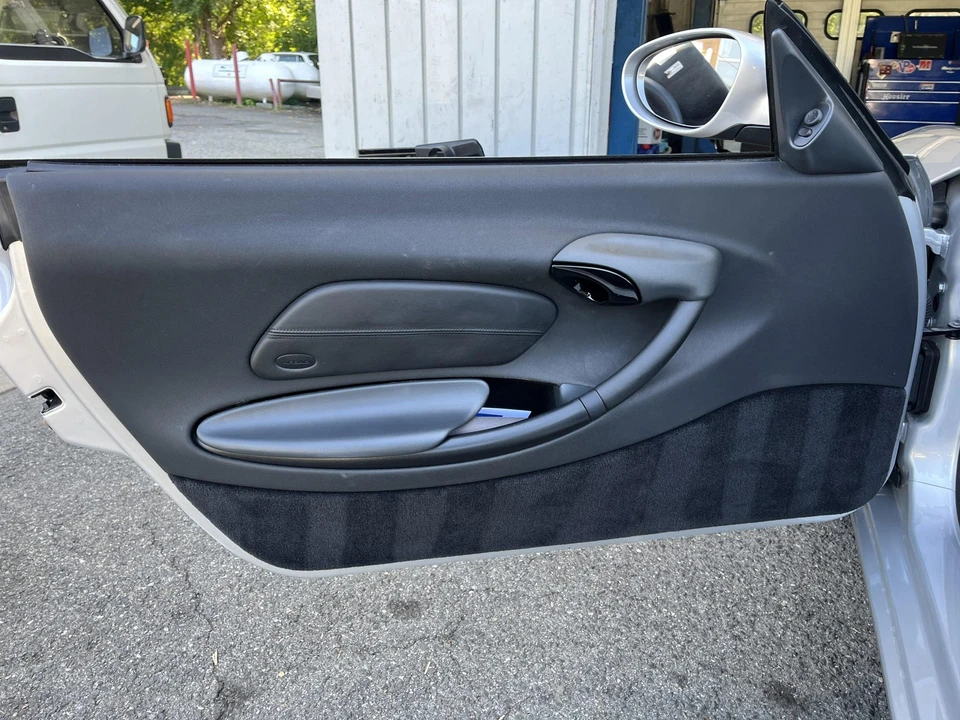 1999 Porsche 986 Boxster - Image 31 of 31