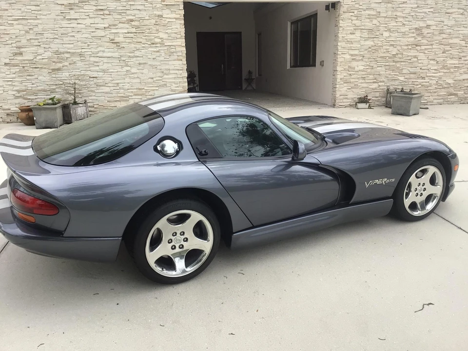 2000 Dodge Viper GTS 2nd Gen - Image 9 of 31