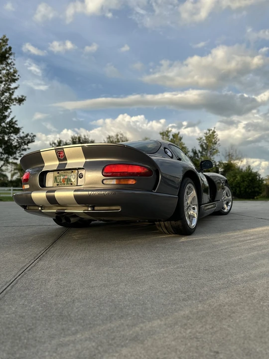 2000 Dodge Viper GTS 2nd Gen - Image 27 of 31