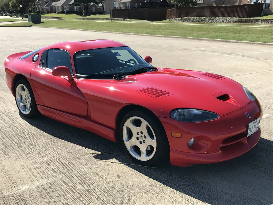 2000 Dodge Viper GTS 2nd Gen - Image 2 of 31