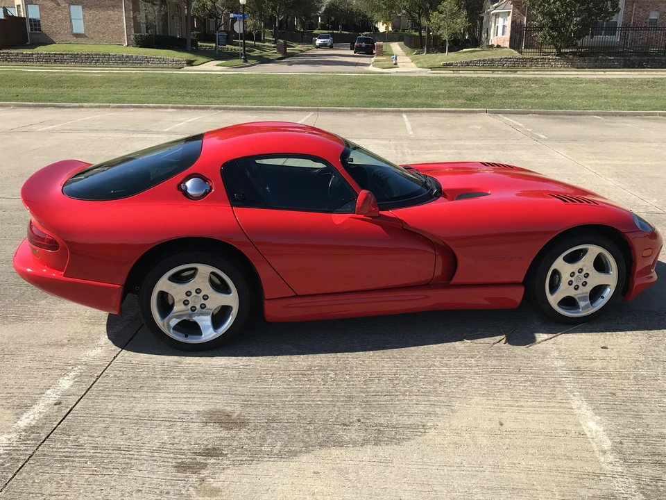 2000 Dodge Viper GTS 2nd Gen - Image 27 of 31