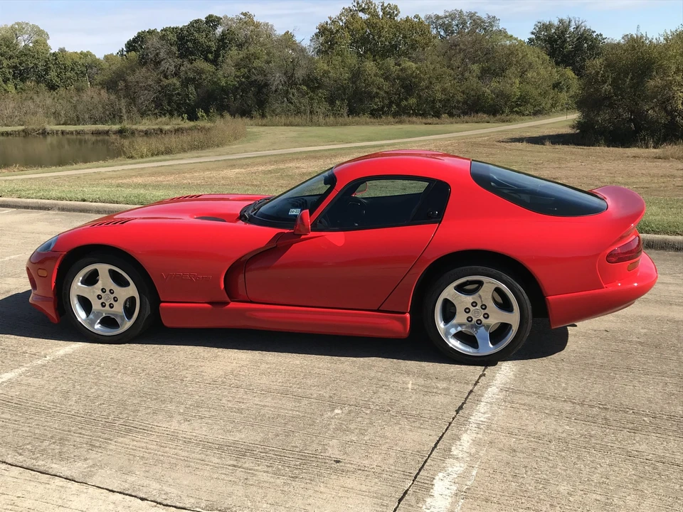 2000 Dodge Viper GTS 2nd Gen - Image 18 of 31