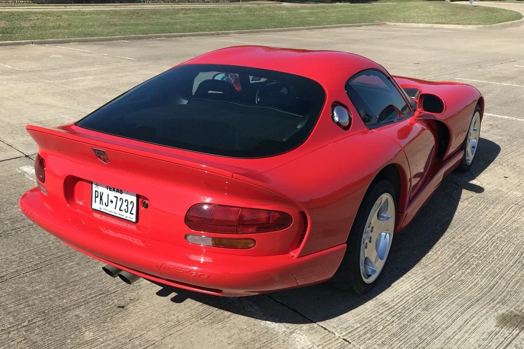 2000 Dodge Viper GTS 2nd Gen - Image 25 of 31