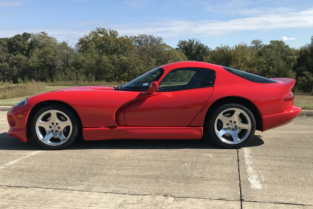 2000 Dodge Viper GTS 2nd Gen - Image 17 of 31