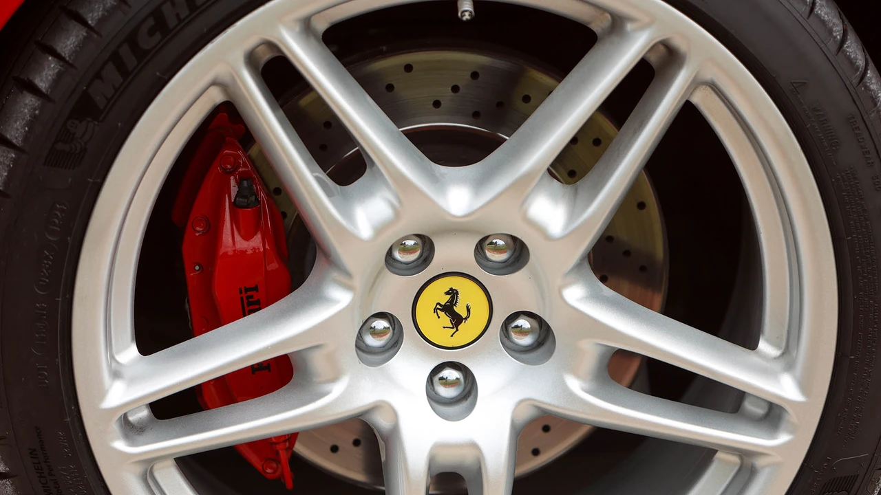 2000 Ferrari 550 Maranello - Image 17 of 31