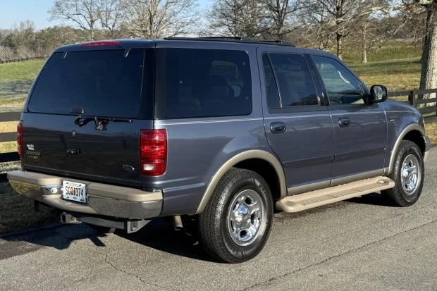 2000 Ford Expedition 1st Gen - Image 2 of 8