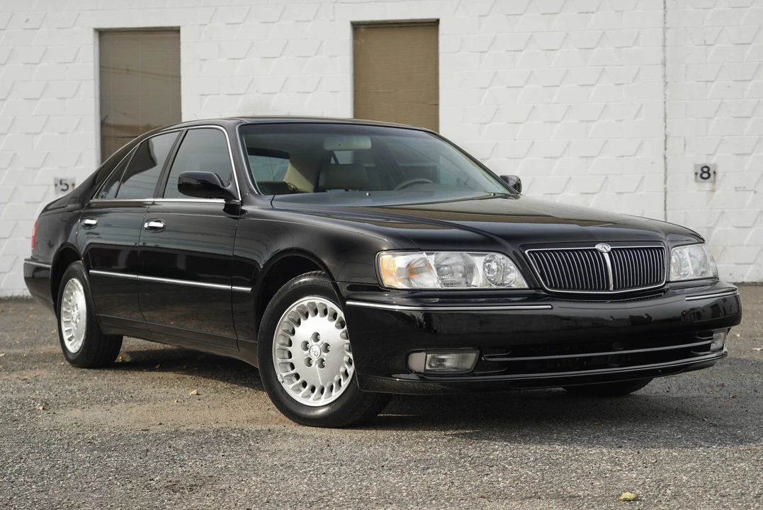 2000 Infiniti Q45 2nd Gen - Image 16 of 31