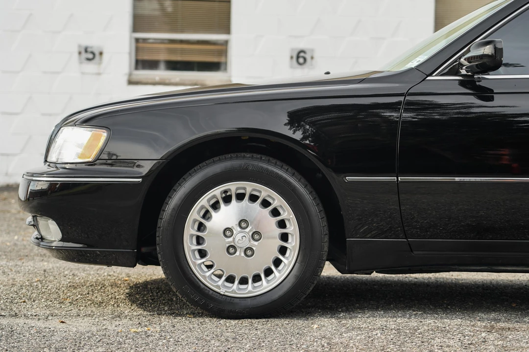 2000 Infiniti Q45 2nd Gen - Image 29 of 31