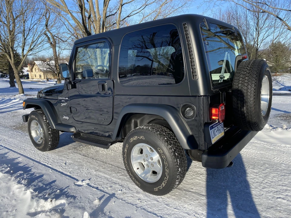 2000 Jeep TJ Wrangler - Image 7 of 31