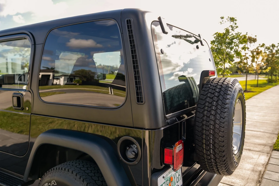 2000 Jeep TJ Wrangler - Image 27 of 31
