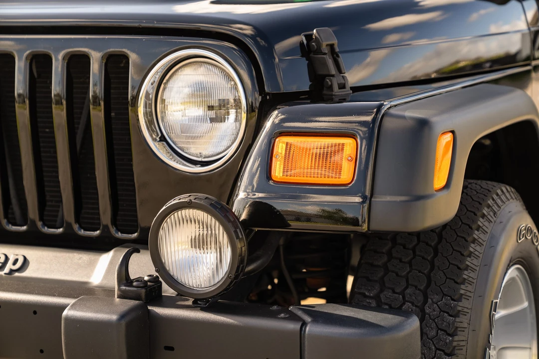 2000 Jeep TJ Wrangler - Image 11 of 31