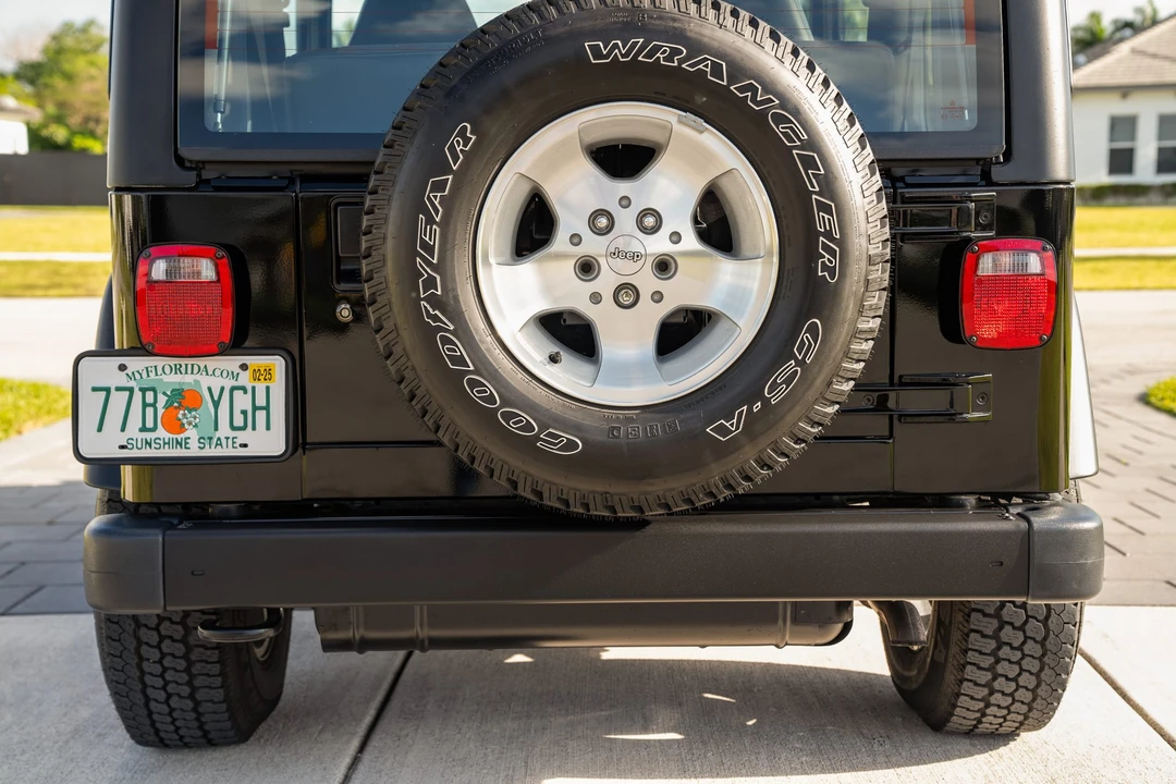 2000 Jeep TJ Wrangler - Image 24 of 31