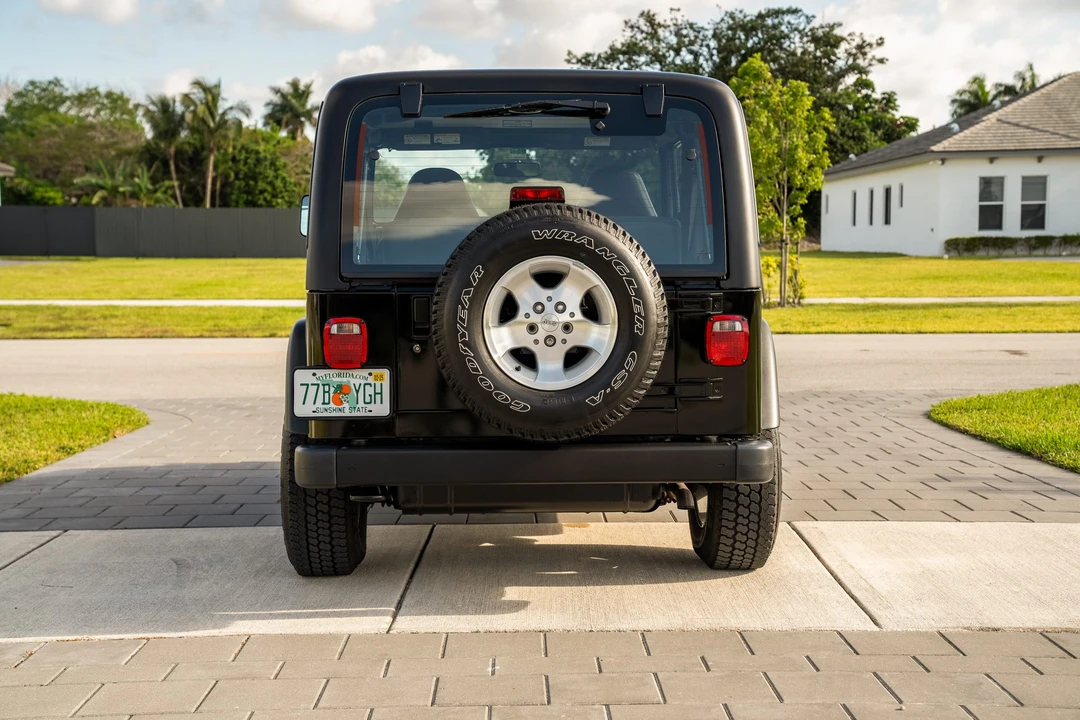 2000 Jeep TJ Wrangler - Image 7 of 31