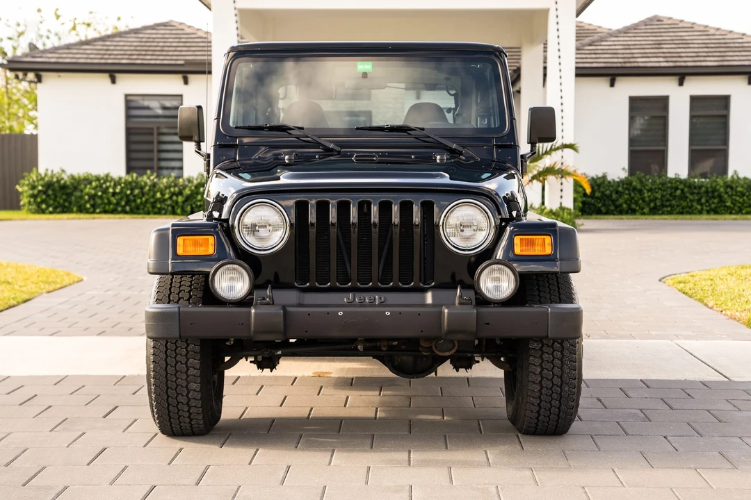 2000 Jeep TJ Wrangler - Image 3 of 31