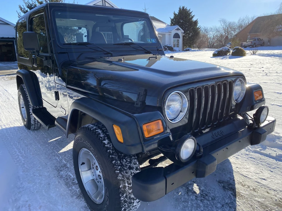 2000 Jeep TJ Wrangler - Image 3 of 31