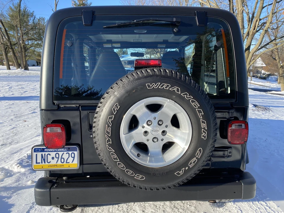 2000 Jeep TJ Wrangler - Image 8 of 31