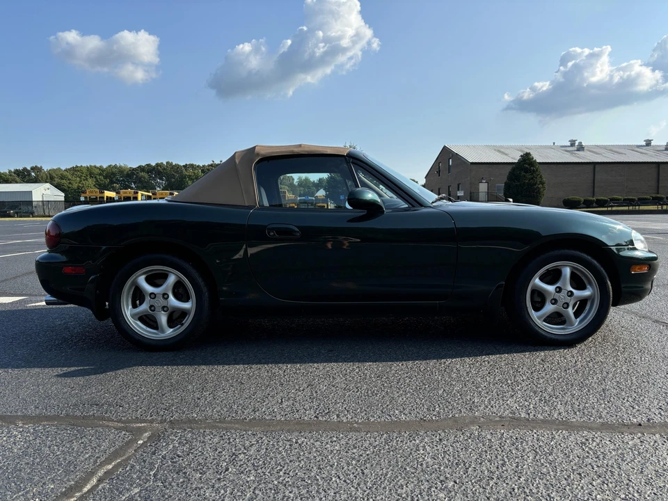 2000 Mazda NB MX-5 Miata - Image 27 of 31
