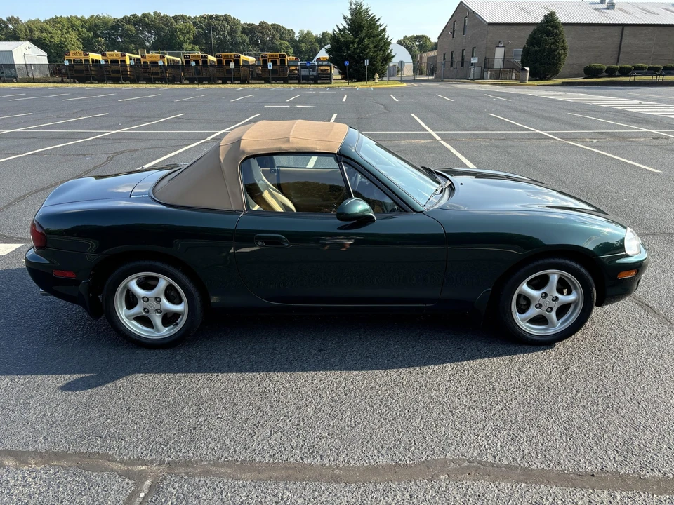 2000 Mazda NB MX-5 Miata - Image 28 of 31