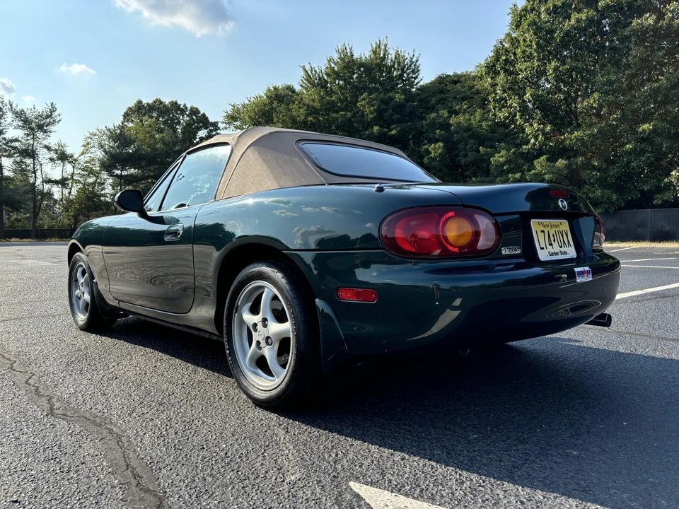 2000 Mazda NB MX-5 Miata - Image 17 of 31