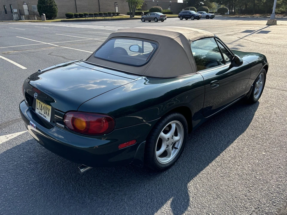 2000 Mazda NB MX-5 Miata - Image 24 of 31